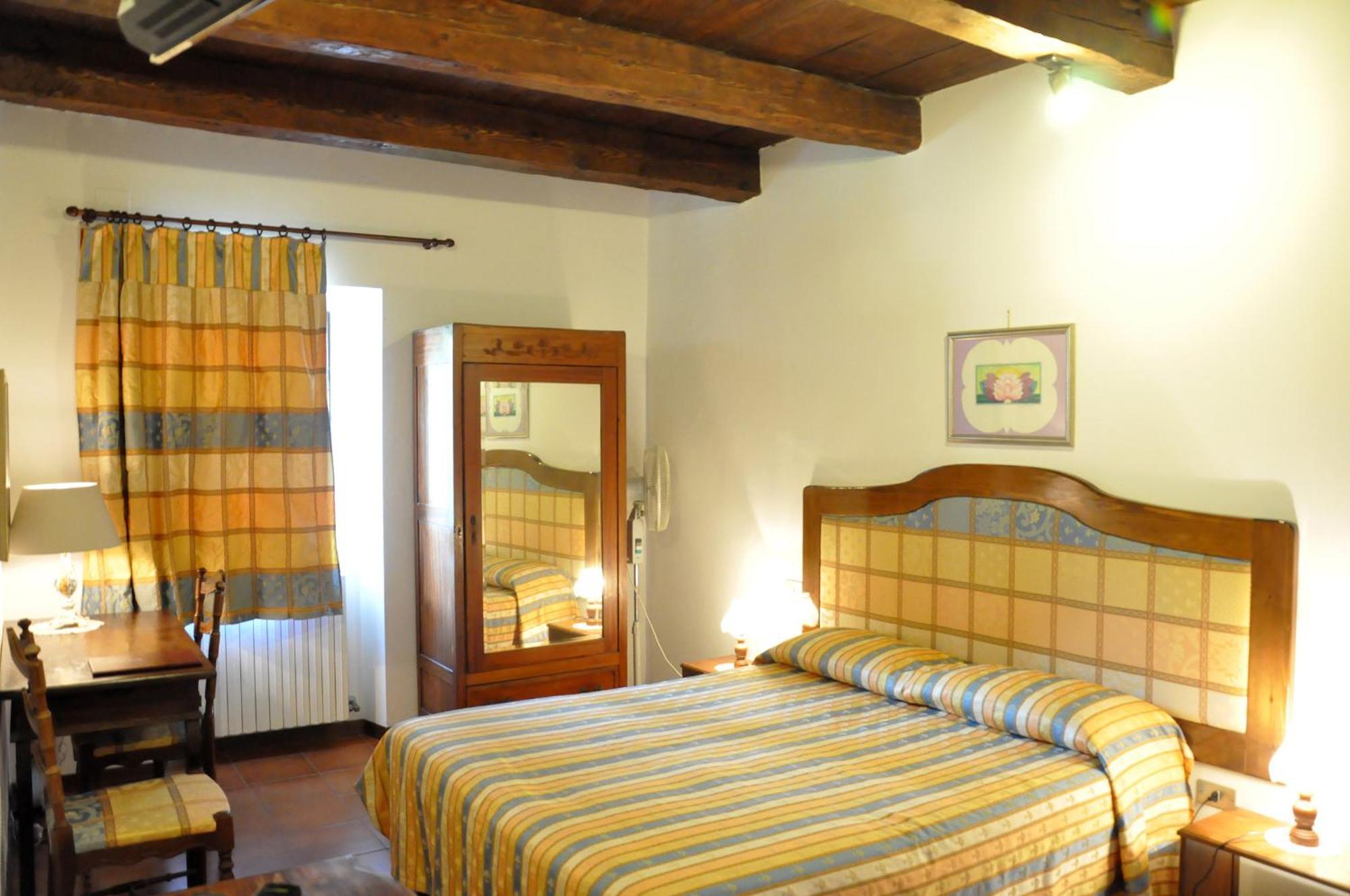 Villa Agriturismo La Campana Montefiore dellʼAso Zimmer foto